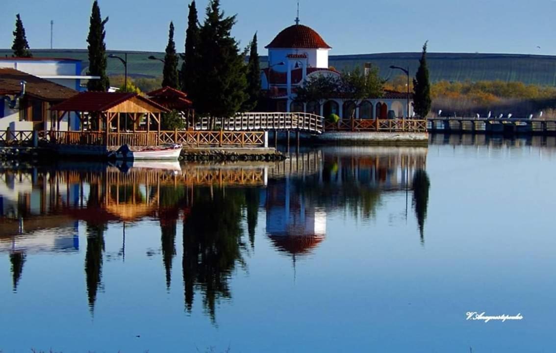 Hotel Tzivaeri Likodhrómion Exteriér fotografie